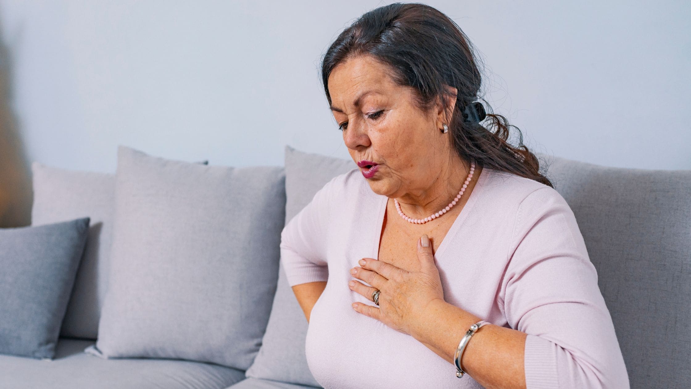 Una mujer sufre ansiedad